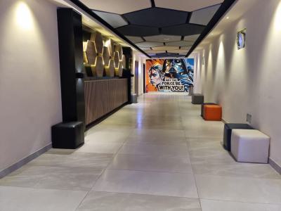 Shopping Mall Sitting on About 6,000 Square Meters Land, Ikota, Lekki, Lagos, Plaza / Complex / Mall for Sale