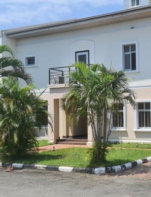 a Fully Serviced 4 Bedroom  Semi-detached  Duplex with a Room Bq, Lekki Phase 1, Lekki, Lagos, Semi-detached Duplex for Rent