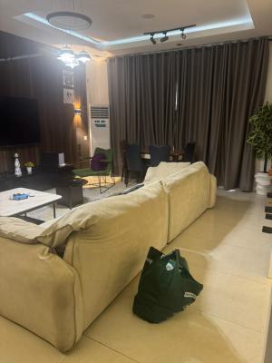 Fully Furnished & Serviced 2 Bedroom Pent Apartment, Lekki Phase 1, Lekki, Lagos, Flat / Apartment for Rent