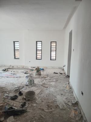 2-bedroom Flat (3rd Floor), Alagomeji, Yaba, Lagos, Flat / Apartment for Rent