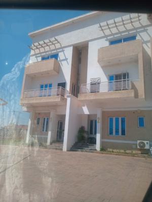 4 Bedroom Terrace Duplex, Close to Shafa Filling Station, Jahi, Abuja, Flat / Apartment for Rent