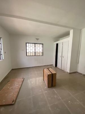 Renovated 3 Bedrooms Apartment, Off 3rd Avenue, Gwarinpa, Abuja, Flat / Apartment for Rent