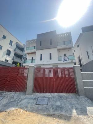 Distress 4 Bedroom Spacious Semi Detached Duplex with Bq, Ologolo, Lekki, Lagos, Semi-detached Duplex for Sale