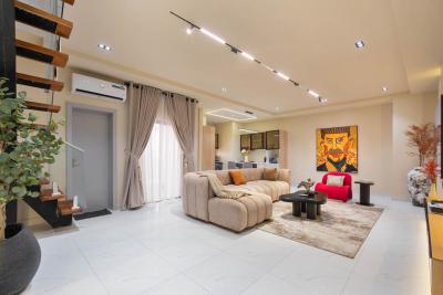 Introducing Our Fresh 3 Bdr Apartment + Gym, Pool & Double Balcony ️, Old Ikoyi, Ikoyi, Lagos, Flat / Apartment Short Let