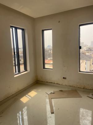 Room and Parlor, Meadow View Estate, Ogombo, Ajah, Lagos, Flat / Apartment for Rent