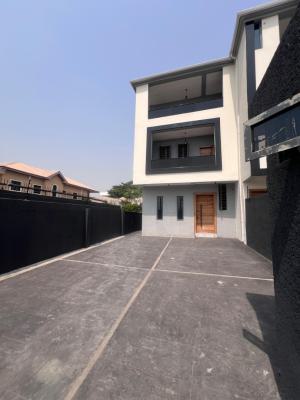 5 Bedroom Semi-detached Duplex with Bq, Lekki Phase 1, Lekki, Lagos, Semi-detached Duplex for Sale