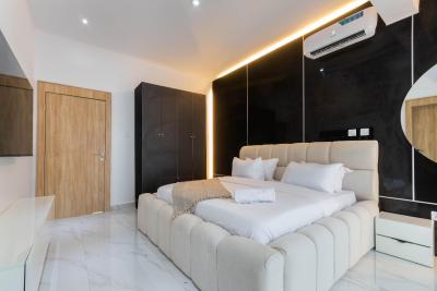 Luxury 2 Bedroom Apartment, Lekki Phase 1, Lekki, Lagos, Flat / Apartment Short Let