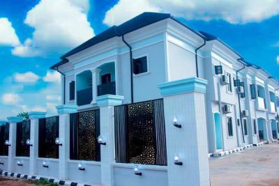 Hotel / Apartment Property Located at Okabere, Sapele Road, at Okabere, Sapele Road, Benin, Oredo, Edo, Hostel for Sale