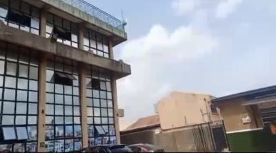 3,400sqm Land with a Plaza Structure of 4 Floors and a Roof Top, Benin, Oredo, Edo, Plaza / Complex / Mall for Sale