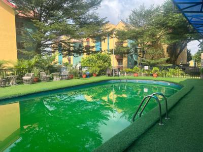 Luxury 2 Bedroom Flat, Jembewon Road, Onireke, Ibadan, Oyo, Flat / Apartment for Sale