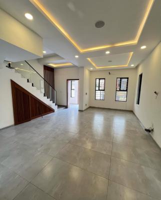 Self-serviced and Self-compound and Come with Your Own Generator 4 Bed, Lekki Phase 1, Lekki, Lagos, House for Rent