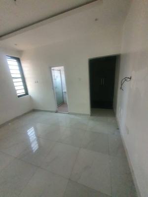 2 Bedroom Apartment Upstairs, Ologolo, Ologolo, Lekki, Lagos, Flat / Apartment for Rent
