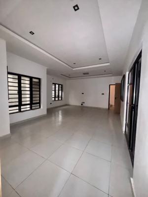 Luxurious 2 Bedroom Apartment, Ologolo, Lekki Phase 1, Lekki, Lagos, Flat / Apartment for Sale