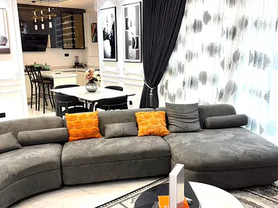 New Luxury 2-Bedroom Shortlet
