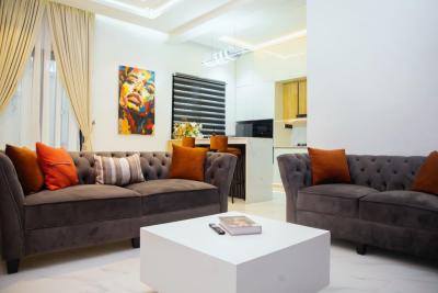 Luxurious 2 Bedrooms Apartment, Ladoke Akintola, Ikeja Gra, Ikeja, Lagos, Flat / Apartment Short Let