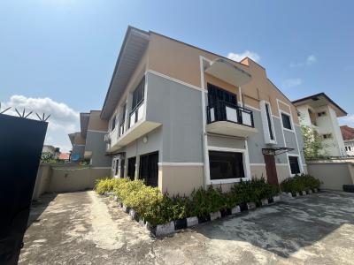 Spacious 2 Bedroom Apartment on The Ground Floor, Lekki Phase 1, Lekki, Lagos, Flat / Apartment for Rent