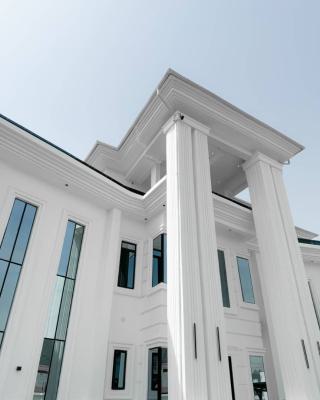 Magnificent 9 Bedroom Smart Mansion Located at a Nice and Secure Area, Guzape District, Abuja, Detached Duplex for Sale