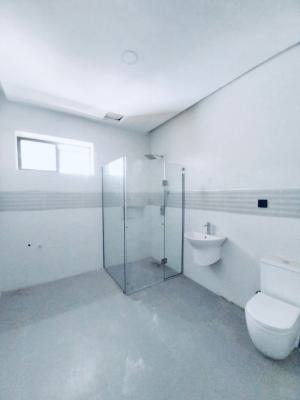 Luxury 4 Bedroom Terrace House with Excellent Facilities, Lekki, Lagos, Terraced Duplex for Sale