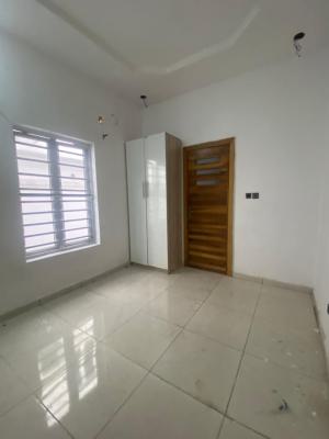 Single Room Downstairs in a Shared Apartment, Osapa, Lekki, Lagos, House for Rent