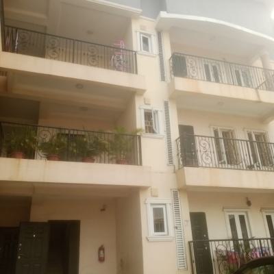 Solid Building with Four 3 Bedroom, Mini Warehouse and Bq, Anthony, Maryland, Lagos, Flat / Apartment for Sale