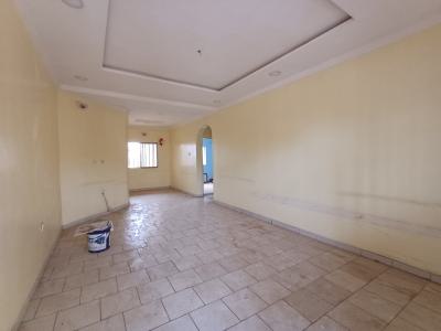 2 Bedroom Flat on The Second Floor, Wuse 2, Abuja, Flat / Apartment for Rent