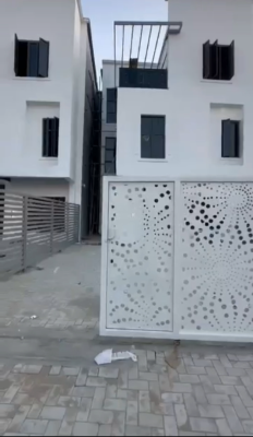 Luxury 4 Bedroom Terrace Duplex with Bq Privately Gated on Tared Road, Guzape District, Abuja, Terraced Duplex for Sale