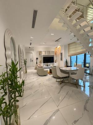 P4 -- Luxury 3-bedroom Maisonette on The 5th & 6th Floor, Lekki Phase 1, Lekki, Lagos, Flat / Apartment Short Let