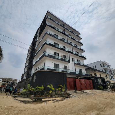 Well Build 2 Bedroom Apartment, Lekki Phase 1, Lekki, Lagos, Flat / Apartment for Sale