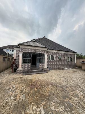 3 Bedroom Bungalow with 1 Bedroom Flat, Alakahia, Port Harcourt, Rivers, Detached Bungalow for Sale
