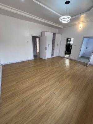 Massive and Fully-serviced Studio Apartment with Steady Electricity, Lekki Phase 1, Lekki, Lagos, Self Contain (single Rooms) for Rent