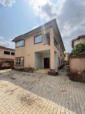 Distress 5 Bedroom Fully Detached with a Demolishable Structure, Gra Phase 2, Magodo, Lagos, Detached Duplex for Sale