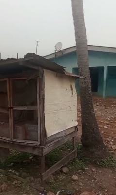 a Bungalow on a Full Plot of Land, Apapa Express Way, By Iyana Itiire Bus Stop Ilasamaja, Oshodi, Lagos, Detached Bungalow for Sale