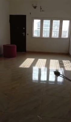 Spacious 3 Bedroom Apartment, Sabo, Yaba, Lagos, Flat / Apartment for Rent