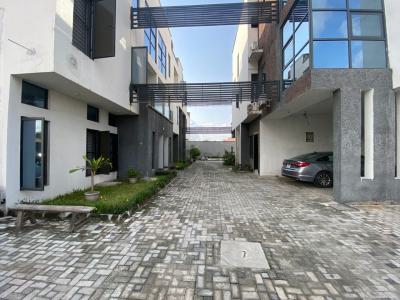 Spacious 3-bedroom Terrace Apartment with a Room Service Quarters, Lekki Right, Lekki Phase 1, Lekki, Lagos, Flat / Apartment for Rent