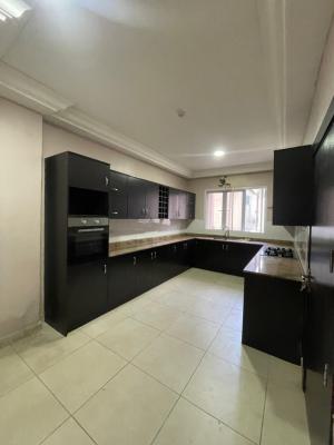 Luxury 3 Bedroom Apartment Upstairs 1st Floor, Chevron Drive, Chevron, Lekki, Lagos, Flat / Apartment for Rent