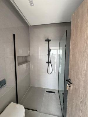 Luxury 2 Bedroom Apartment  with Excellent Facility, Lekki Phase 1, Lekki, Lagos, Flat / Apartment for Rent