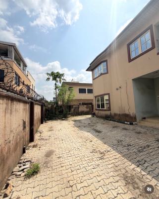 Distress Spacious 5 Bedroom Fully Detached Duplex with Spaces of 8 Car, Gra Phase 2, Magodo, Lagos, Detached Duplex for Sale