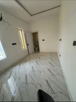 Standard Upstairs Bedroom in a Shared Apartment, Idado, Lekki, Lagos, Self Contain (single Rooms) for Rent