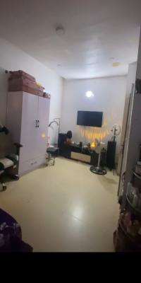 a Room in a Shared Apartment Upstairs Sharing Only Kitchen, Southlake Home Estate Ugochukwu Oji Off Spg Ologolo, Lekki, Lagos, Self Contain (single Rooms) for Rent