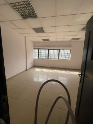 100sqm Office Space on The Ground, Victoria Island (vi), Lagos, Office Space for Rent