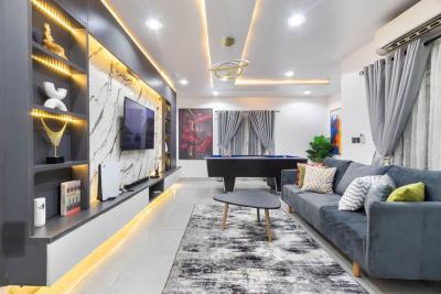 3 Bedroom Apartment with a Snooker Board, Ps5, Tennis Court and More, Lsdpc Estate, Freedom Way, Lekki Phase 1, Lekki, Lagos, Flat / Apartment Short Let