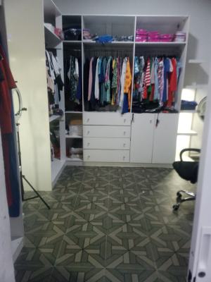 Strategic Located Shop in a Busy Area, Eputu, Ibeju Lekki, Lagos, Shop for Rent