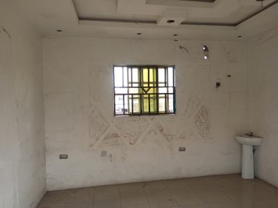 Shop Upstairs in a Complex Directly Facing The Road, Ado, Ajah, Lagos, Shop for Rent
