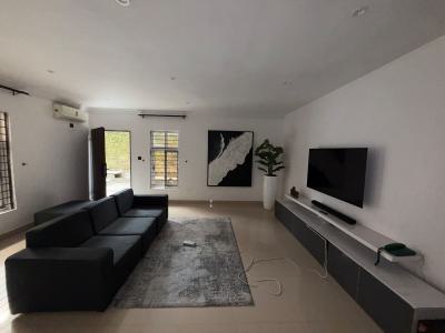 One Bedroom Apartment with Swimming Pool and Gym, Lekki Phase 1, Lekki, Lagos, Flat / Apartment for Rent
