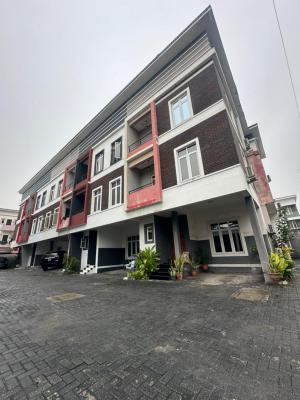 𝐒𝐏𝐀𝐂𝐈𝐎𝐔𝐒 4 𝐁𝐄𝐃𝐑𝐎𝐎𝐌 Duplex 𝐖𝐈𝐓𝐇 𝐀 𝐁𝐐, Ikoyi, Lagos, Terraced Duplex for Rent