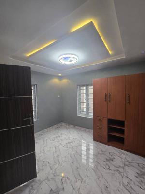 Lovely Miniflat, Omole Phase 2, Ikeja, Lagos, Flat / Apartment for Rent