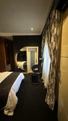 Fully Furnished 2bedroom, Guzape District, Abuja, Flat / Apartment Short Let