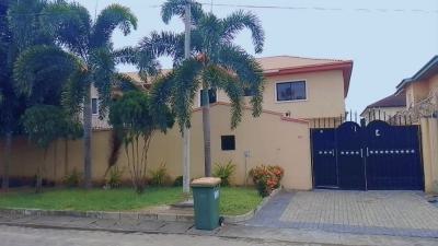 Fully Furnished and Well Maintained Bungalow in a Prime Estate, Abraham Adesanya Estate, Ajah, Lagos, Detached Bungalow for Sale