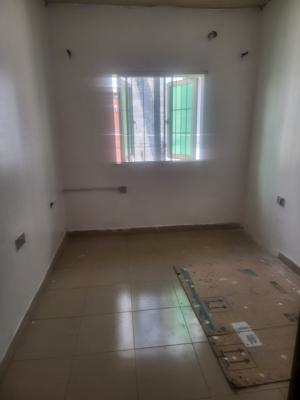 Renovated Mini Flat, Lekki Phase 1, Lekki, Lagos, Flat / Apartment for Rent
