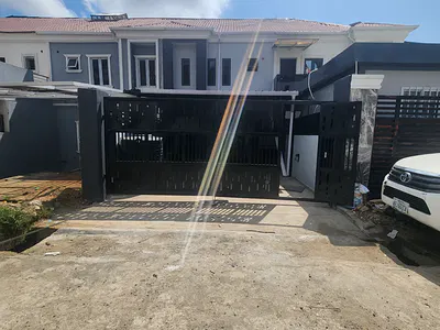 Beautiful, Semi-Furnished 3 Bedroom Duplex with 247 Power Supply